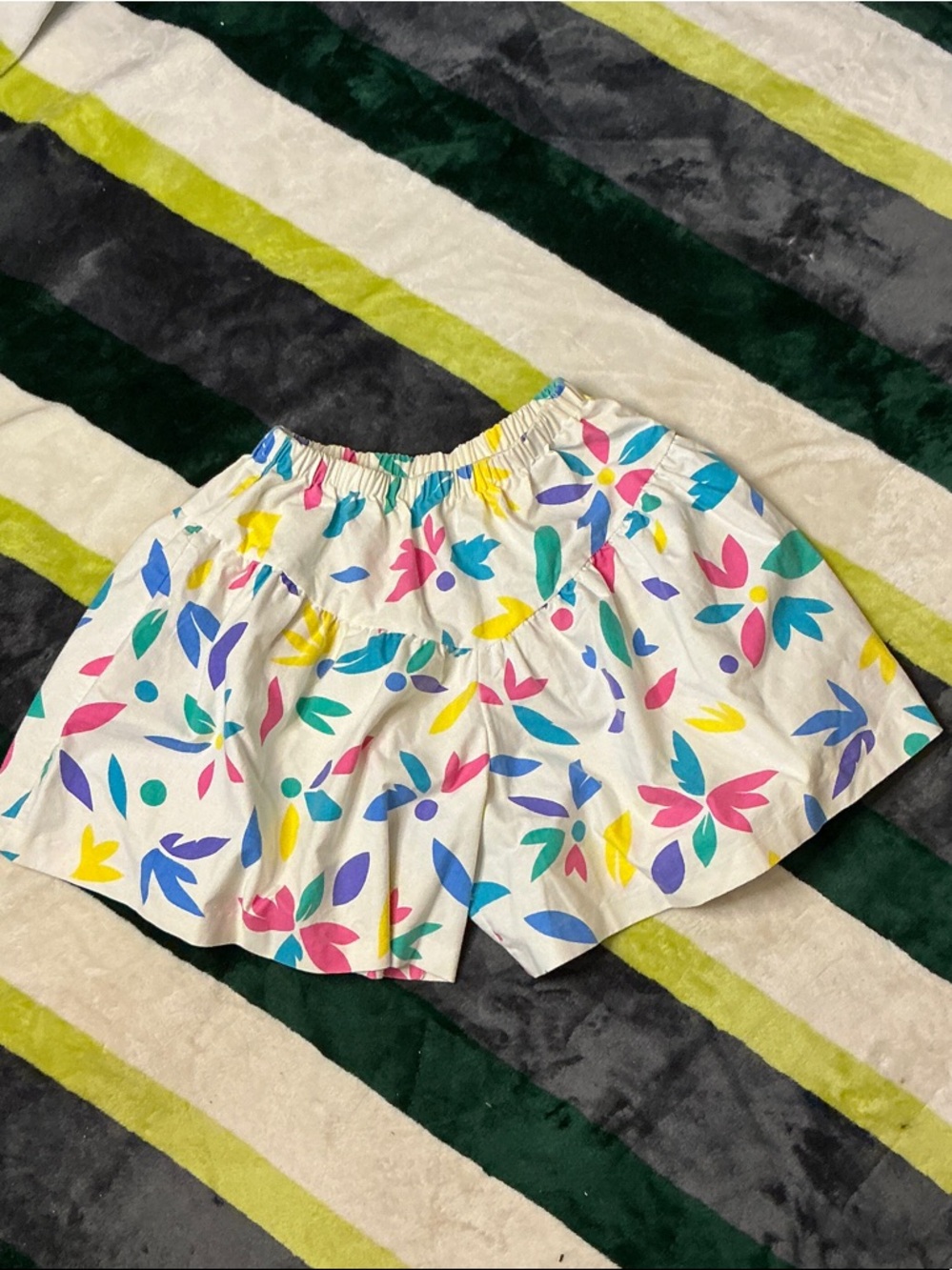 Vintage 1980’s CATNIP Pastel Floral Tiered Skorts Size M